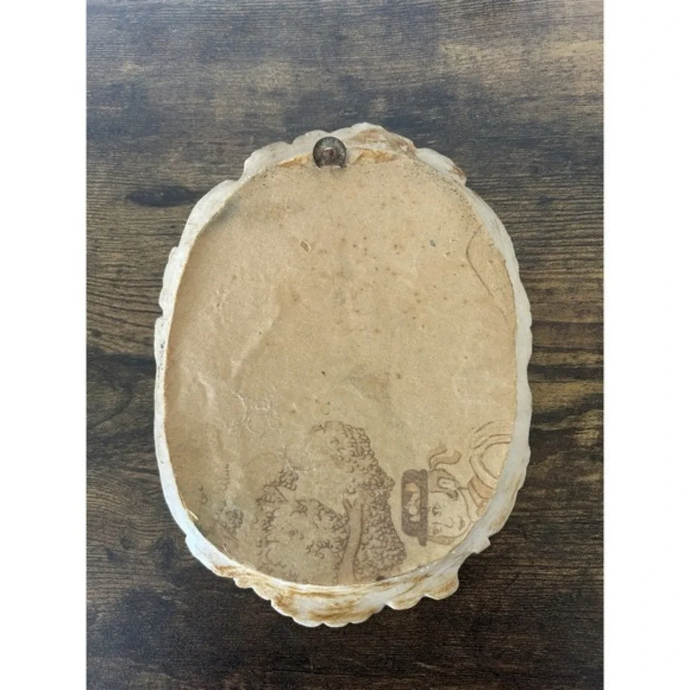 Vintage Oval Molded 3-D Wall Hanging Art Plaque Hand Painted RARE‎ Backside